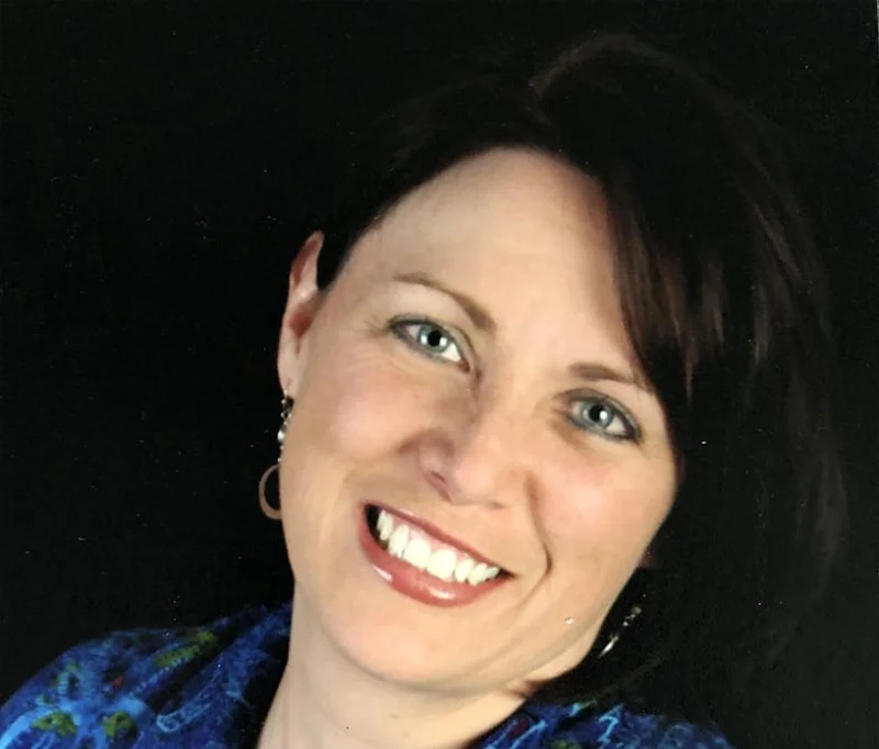 portrait of Karla Lamley